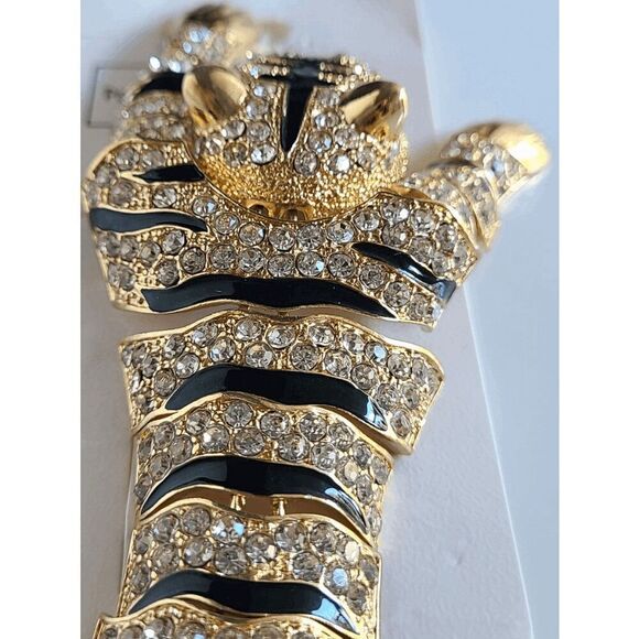 🐯 ✨ Rhinestones Crouching Tiger Bendable Design Blingy Statement Brooch NEW - Picture 9 of 15